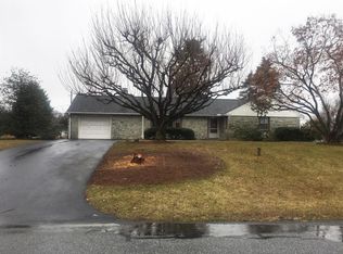 10 Budview Dr, Willow Street, PA 17584