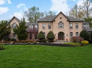 1129 Round Pebble Ln, Reston, VA 20194