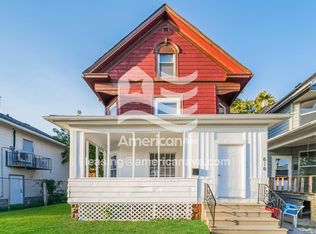 616 12th St, Racine, WI 53403