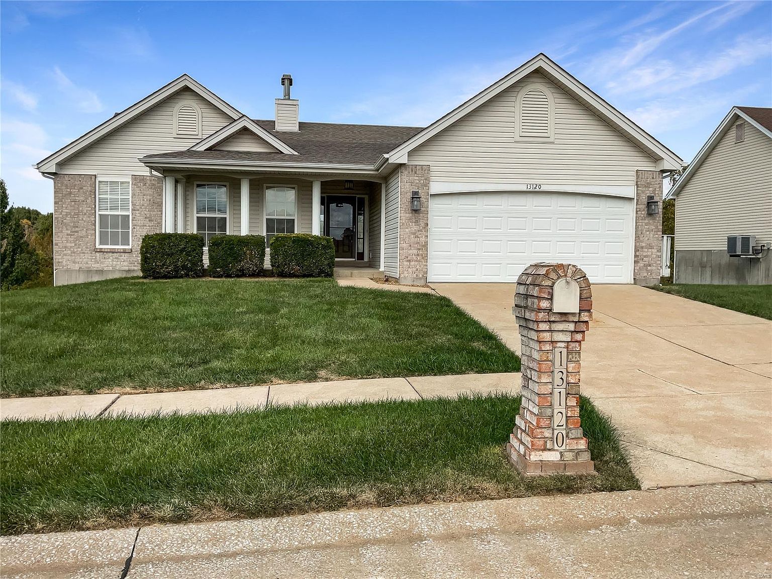 13120 Crestwood Bend Ln, Black Jack, MO 63033 Zillow