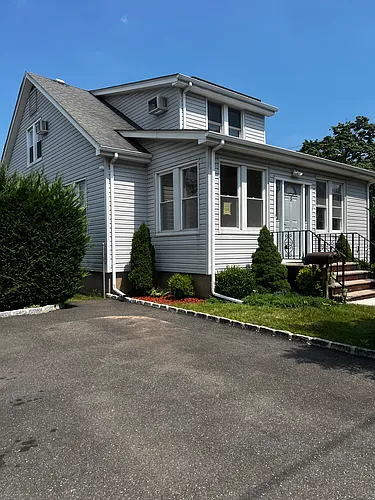 8 Franklin St #2 Photo 1