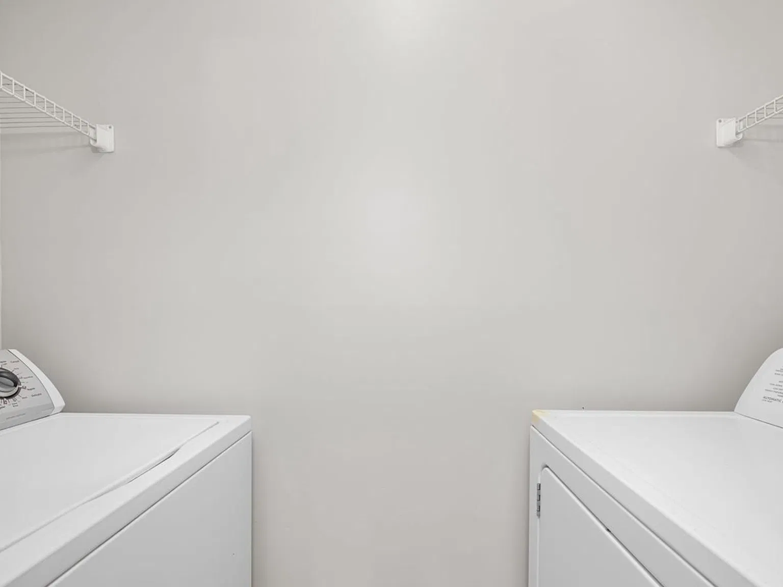 1 bed, 500 sqft, $1,300 — Photo 2