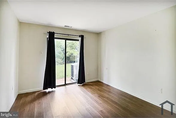 75 Ashlar Hill Ct — Photo 8