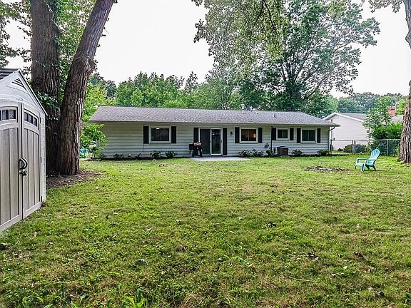 3rd image of 6293 Cumberland Dr