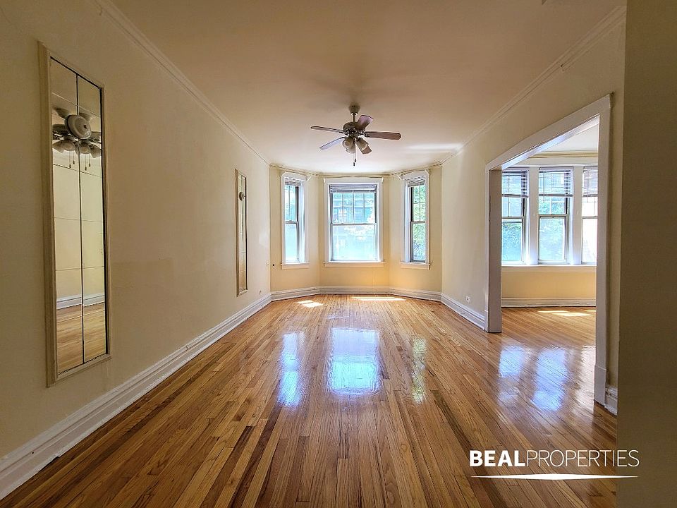1st image of 560 W Aldine Ave #S1
