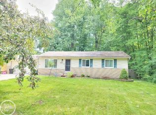 50818 Sass Rd, Chesterfield, MI 48047