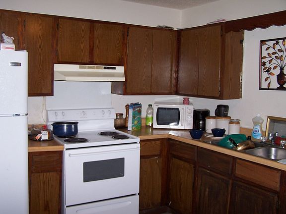 4th image of 934 Edgerton St