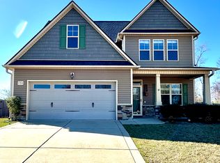 793 Hogart St, Raeford, NC 28376