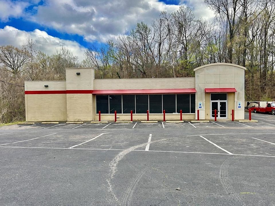 1st image of 180 S Washington St