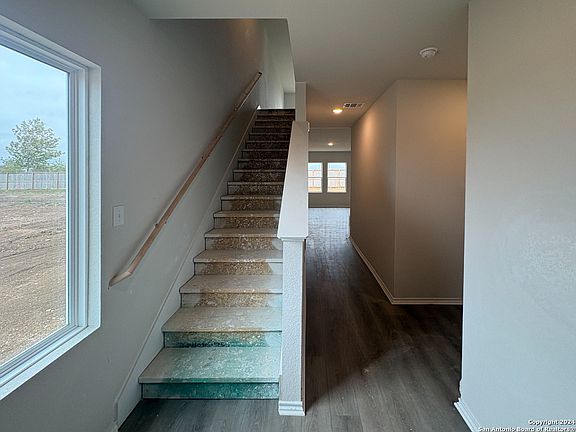 4th image of 13762 Birch Crossing