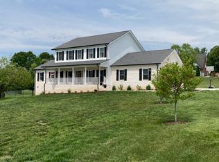 101 Sugarcane Ln, Blountville, TN 37617