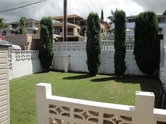 Street side yard