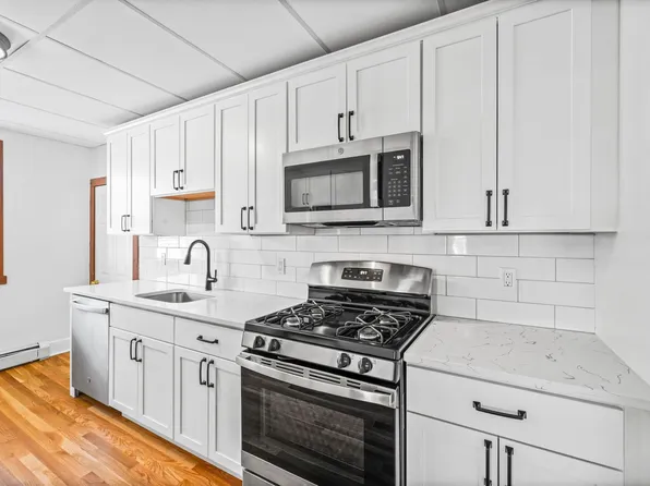 Franklin, 33 Franklin St APT 7, Saratoga Springs, NY 12866
