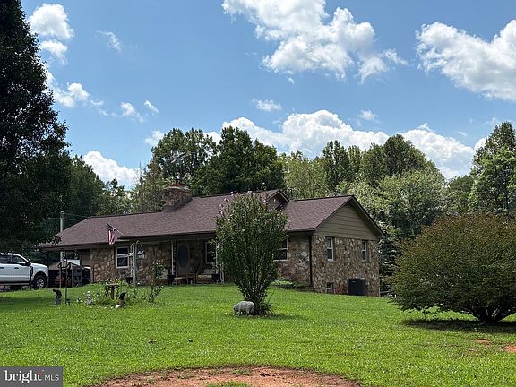 3rd image of 2242 Shelby Rd
