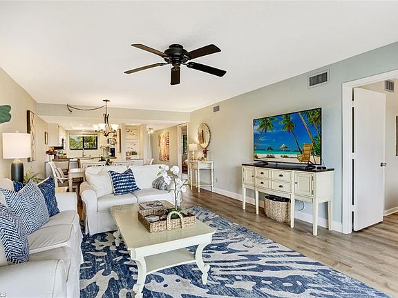 4th image of 226 3rd St APT 209