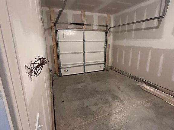 5th image of 2112 Trailside Dr