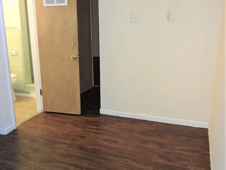400 Mimosa Ct #2 — Photo 9