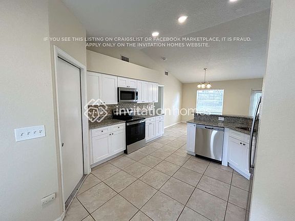 5th image of 7746 Habersham Dr