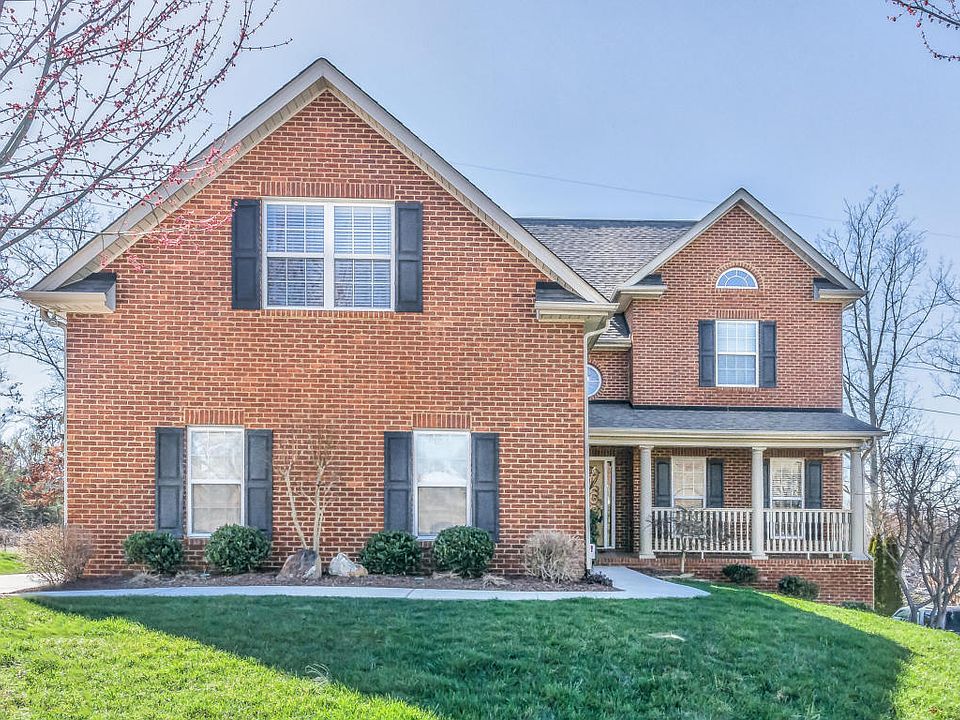 1st image of 1609 Briarfield Ln #4