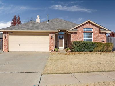 12401 Newgate Dr, Yukon, OK, 73099