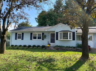 3 Gloria Dr, Southwick, MA 01077
