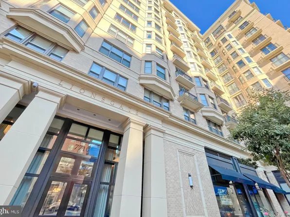 7710 Woodmont Ave APT 1208, Bethesda, MD 20814