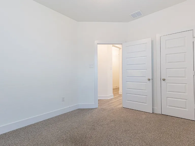 9328 Pioneer Jct — Photo 7
