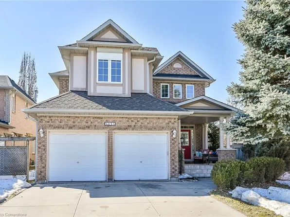 22 Pinto Dr, Hamilton, ON L9K 1L2