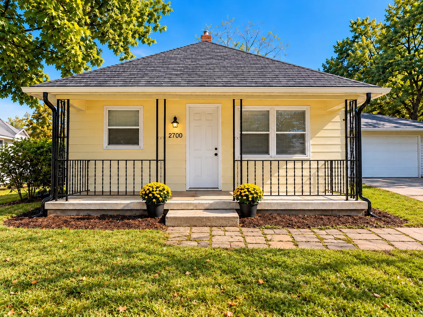 2700 Bulen Ave — Photo 1