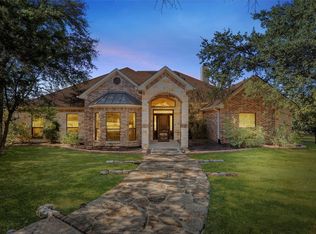 1125 Whispering Oaks, China Spring, TX 76633