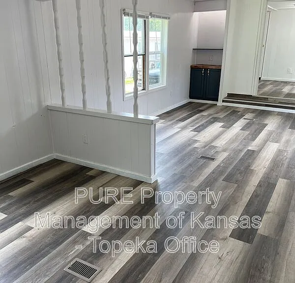 1208 Oak St #4 — Photo 13