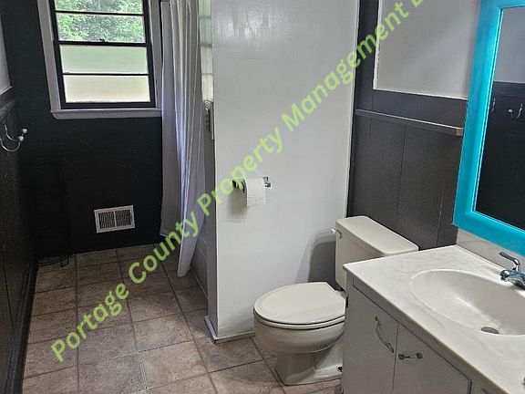 4th image of 3710 Stanley St
