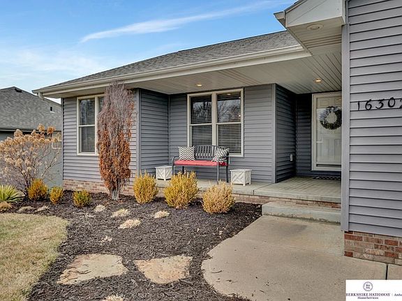 2nd image of 16302 Timberlane Dr