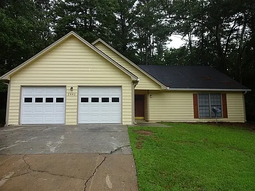 2442 Country Lake Ln Photo 1