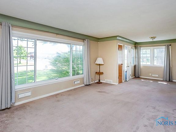 4th image of 5540 Nebraska Ave