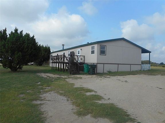 3rd image of 7633 Boswell Ct