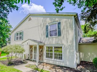 288 Canterbury Ln #C-23, Medina, OH
