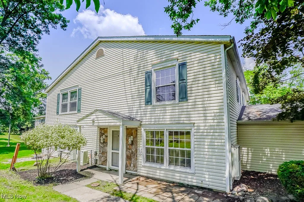 288 Canterbury Ln #C-23 photo 1