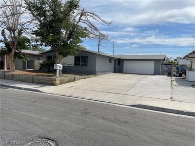 201 Rosemeade St, Las Vegas, NV, 89106