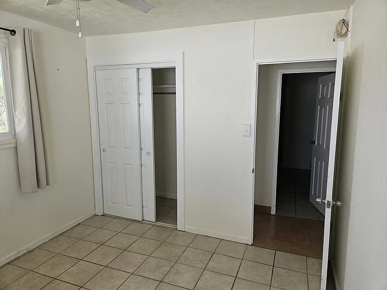 2rd Bedroom looking into hallway