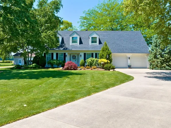 819 Maple Ave, Sandusky, OH 44870