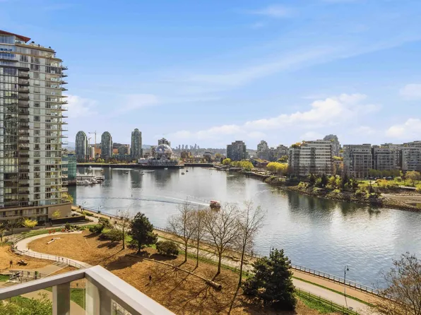 980 Cooperage Way #1101, Vancouver, BC V6B 0C3