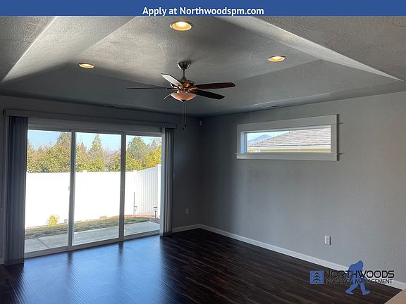 4th image of 640 Nobility Dr