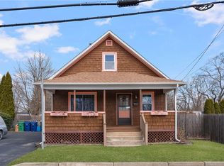 65 Dryden Blvd, Warwick, RI 02888