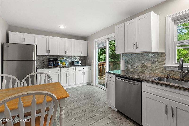 4th image of 20 Gardner Terrace