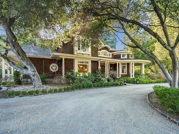 5th image of 3510 Alpine Rd