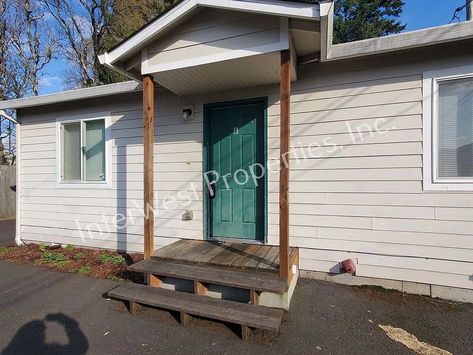 2622 SE 84th Ave