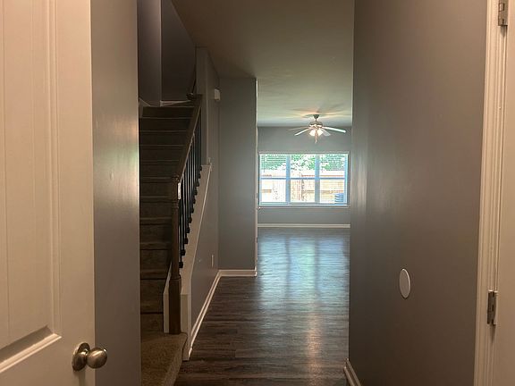 2nd image of 6125 Oakley Rd