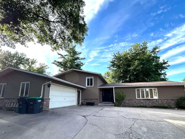 912 Country Lane Dr, Keosauqua, IA 52565