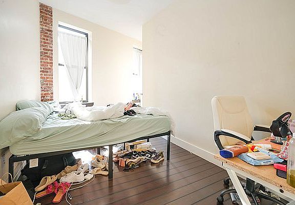5th image of 45 Claver Pl #2C